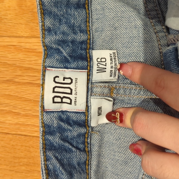Urban outfitters mom jeans - Picture 2 of 2